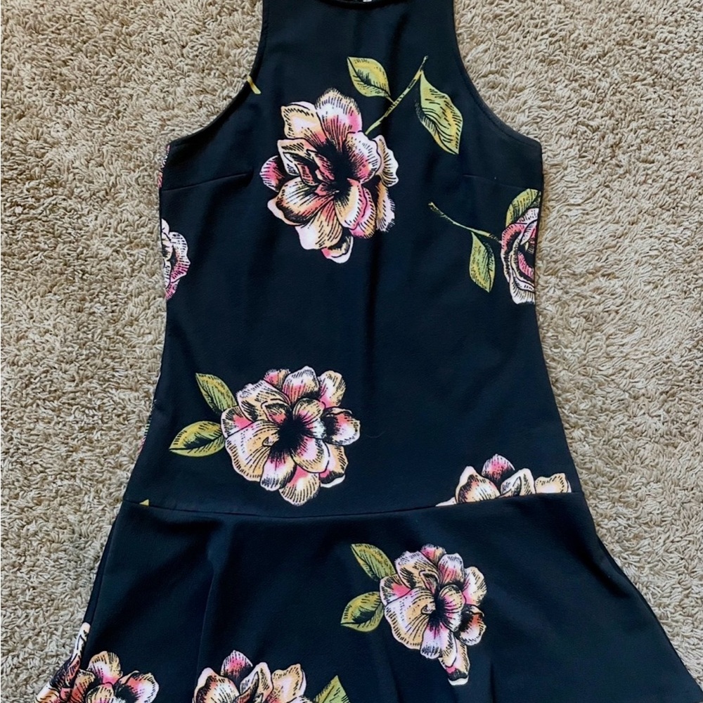 Derek Heart Floral Print Mini Dress - Picture 2 of 3